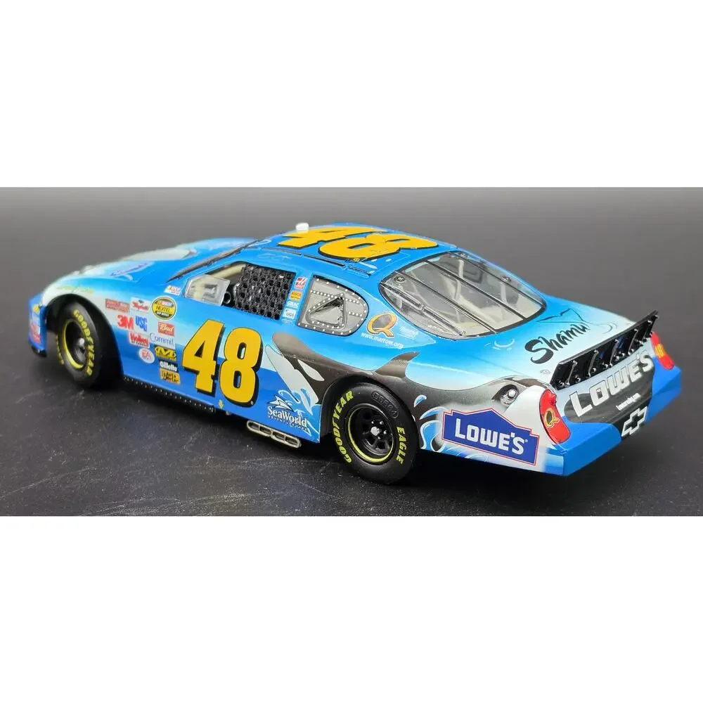 2006 Jimmie Johnson #48 SeaWorld RCCA 1:24 Action Diecast w/ Case & COA